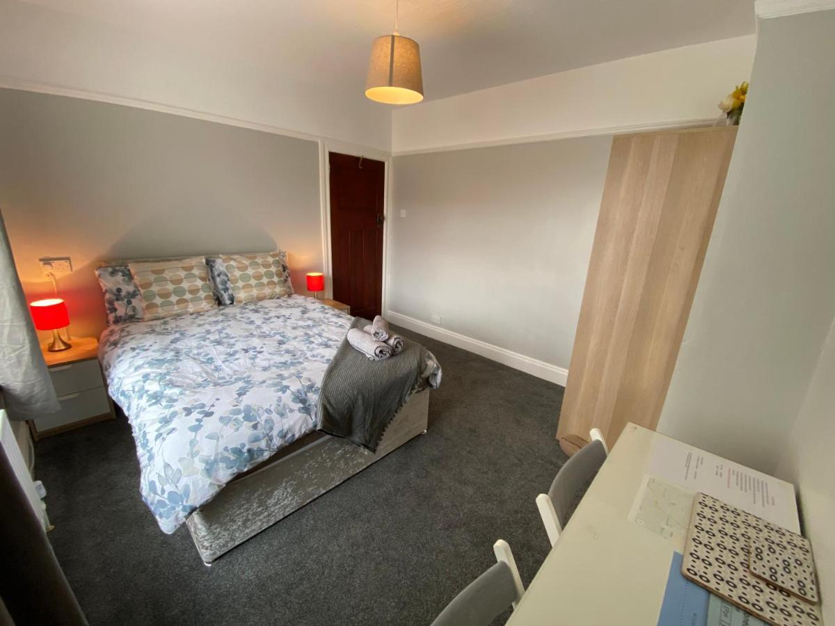 Crumlin Road Town House Habitación en casa particular *